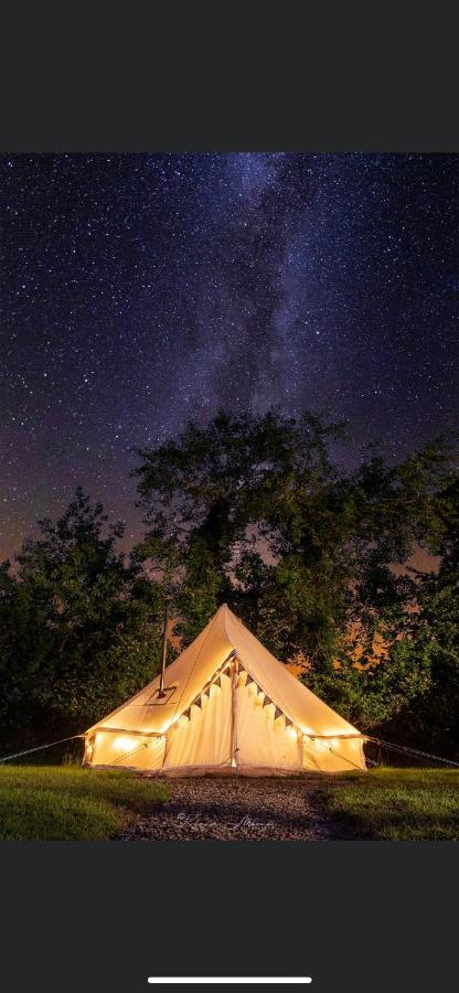 Oakwell Holiday Village Ramelton Exterior photo