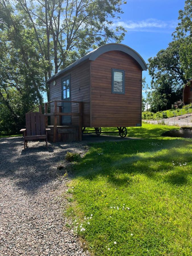 Oakwell Holiday Village Ramelton Exterior photo