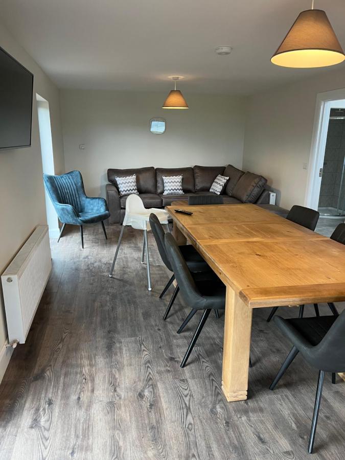 Oakwell Holiday Village Ramelton Exterior photo