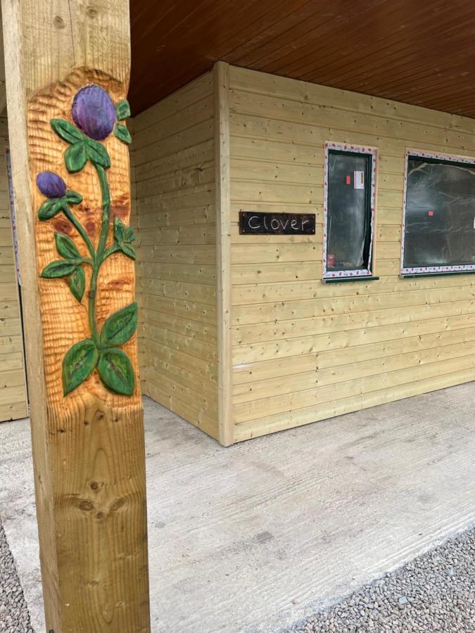 Oakwell Holiday Village Ramelton Exterior photo