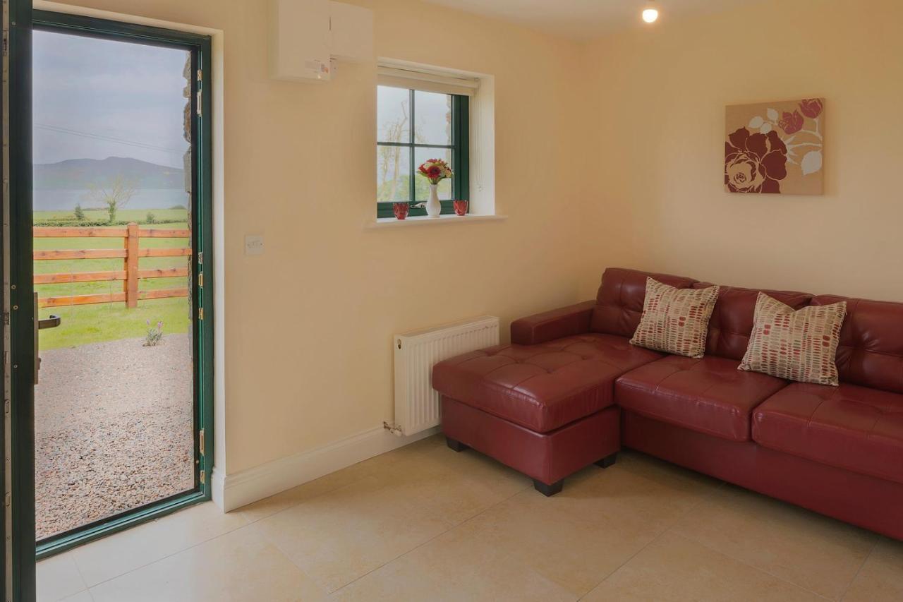Oakwell Holiday Village Ramelton Exterior photo